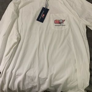 Men’s vineyard vines pocket tee